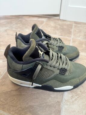 Jordan Men's Sneakers in Olive Green and Black